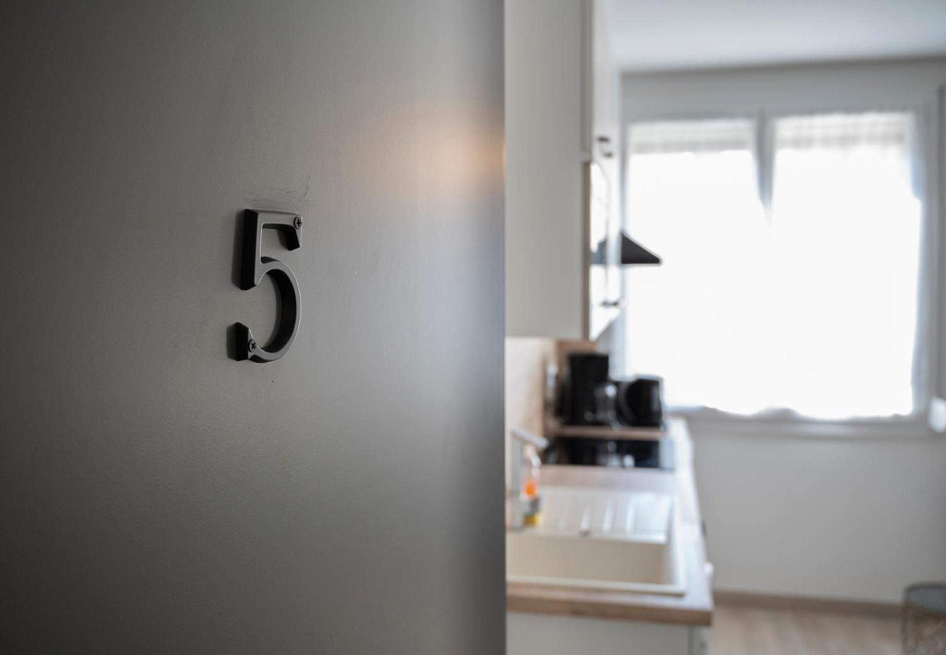 Dolmen Adrien 5 Apartamento Tours Exterior foto